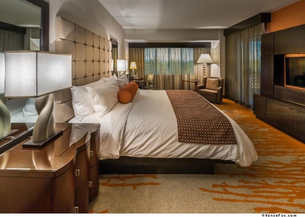 Golden Nugget Lake Tahoe Hotel & Casino image 15